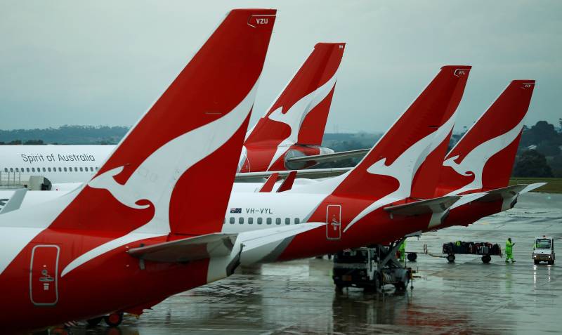 Qantas says new jets power higher sales, profit