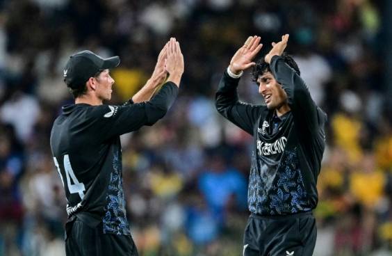 'Street-smart' New Zealand can topple England to make T20 semis: coach