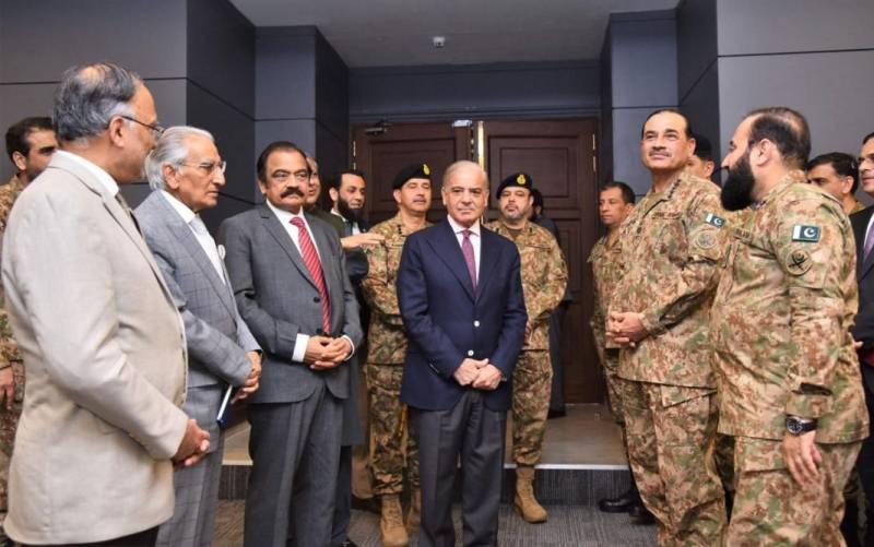 Military leadership briefs PM on Pakistan-Afghanistan situation