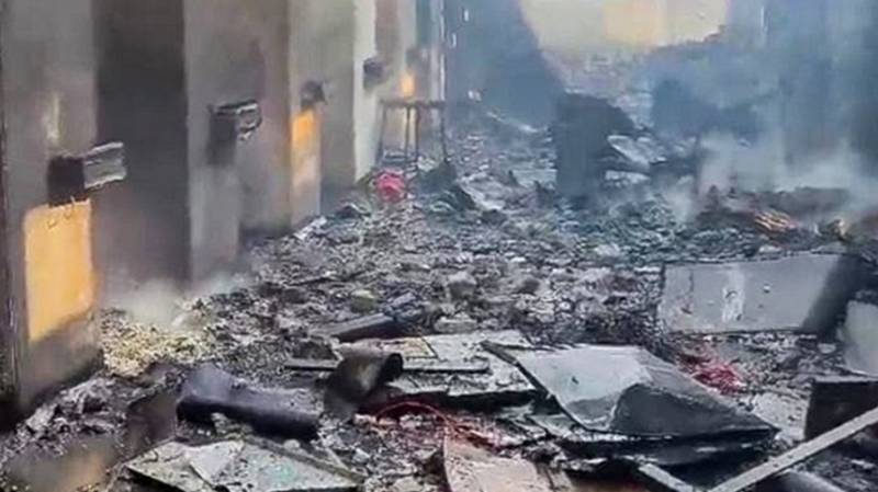 Blast at India explosives factory kills 17