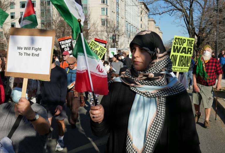 Iranians across North America rally for -- and against -- strikes