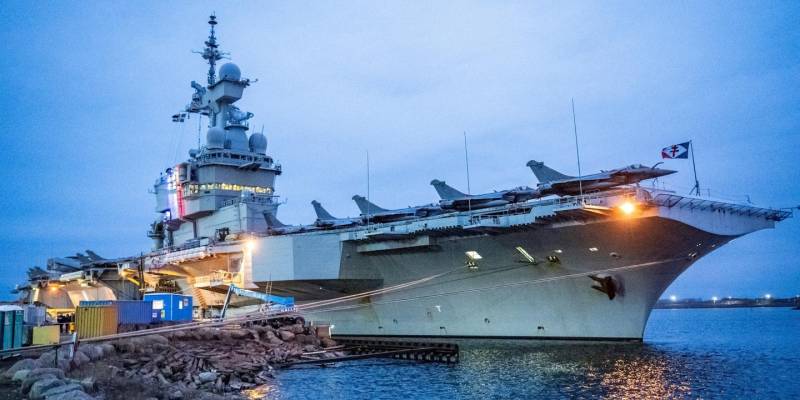 France to boost nuclear arsenal, could deploy atomic weapons to European allies