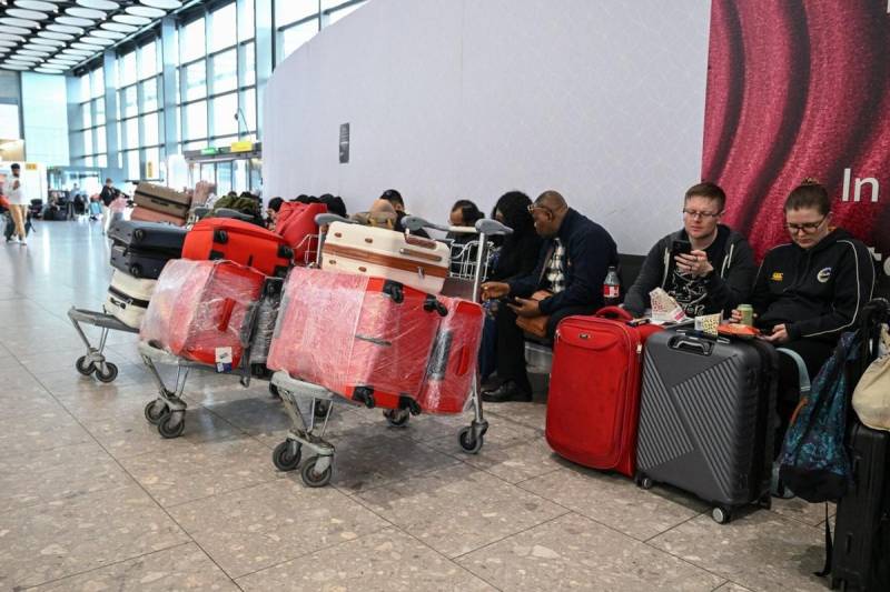 Germany scrambles to rescue thousands of stranded tourists