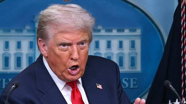 Trump hunkers down after Iran strikes