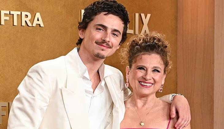 Timothee Chalamet walks Actor Awards carpet with his mother