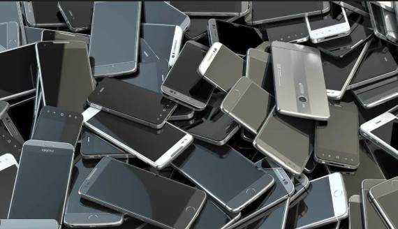 Second-hand phones surf rising green consumer wave