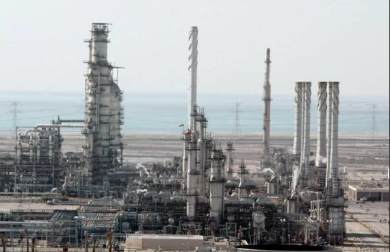 Oil prices inch higher in early Asian trade