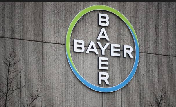 Weedkiller cancer claims drive Bayer to bigger loss
