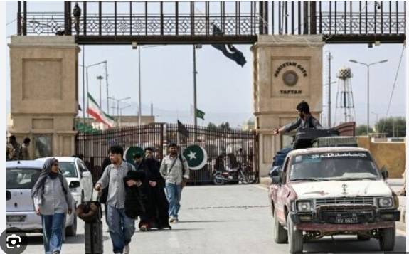 1979 people entered Pakistan through Taftan border: officials