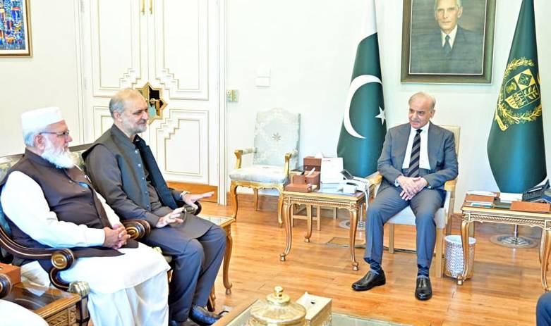 JI leaders call on PM Shehbaz, receives in-camera briefing on ME conflict