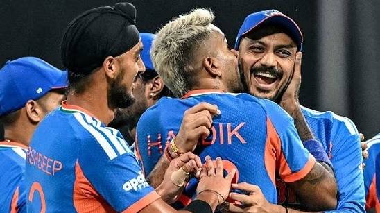 India beat England by 7 runs to reach T20 World Cup final 