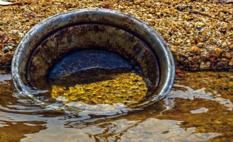 Police launch crackdown against illegal gold mining in Kohat