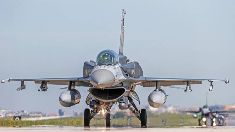 Turkey mulls sending F-16s to northern Cyprus amid Mideast war
