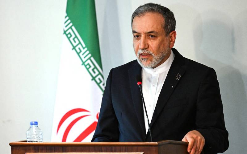 Araghchi says Iranians, not Trump, will elect new leader, Lebanon death toll hits 400, acid rain threat in Tehran