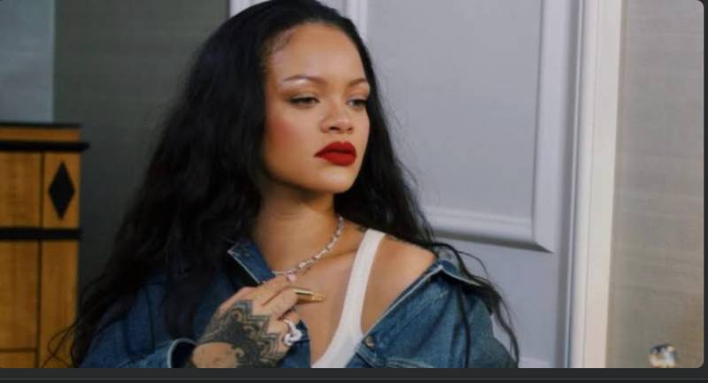Singer Rihanna's LA mansion struck by gunfire