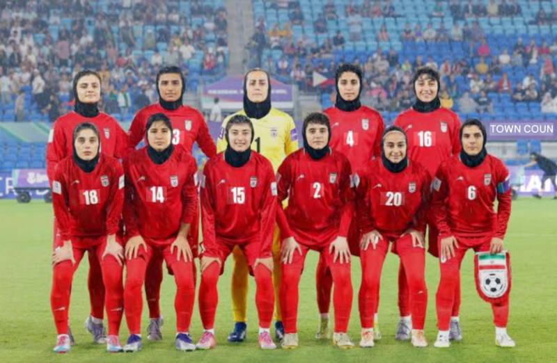 Pressure builds for Australia to offer Iran women's football team asylum