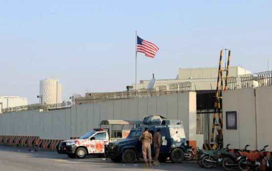 US orders embassy staff to leave Saudi Arabia due to Iran war