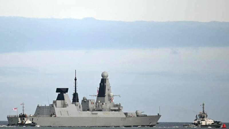 British warship leaves for Mediterranean to protect Cyprus