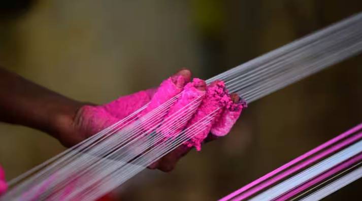 Police arrest two for supplying chemical-coated kite strings in Lahore