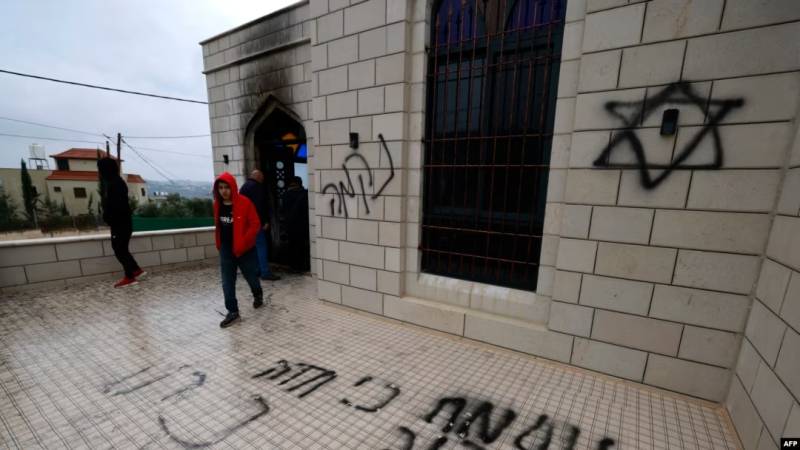 Israel settlers attack West Bank mosque