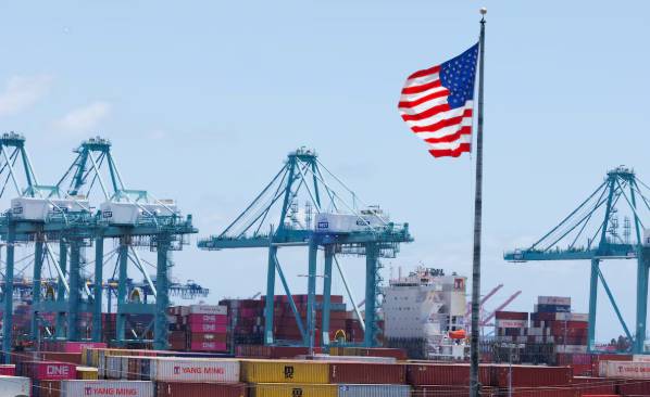 US takes first steps towards new global trade penalties