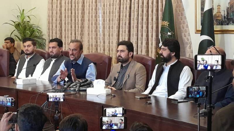 PTI concerned over Imran Khan’s health, says such treatment to ex-PM is inappropriate