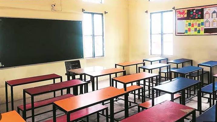 Private schools demand end to Saturday holidays