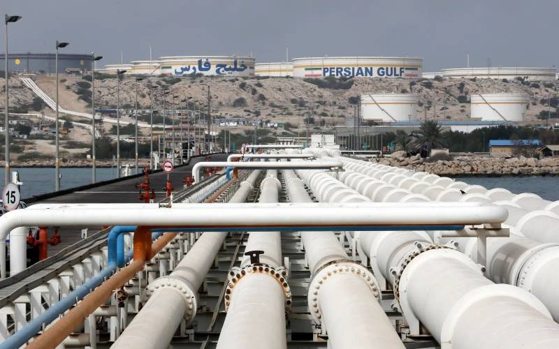 Iranian official says Kharg oil exports 'normal', no casualties after US strikes