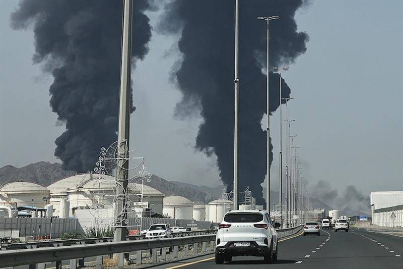 Smoke seen rising from direction of UAE energy facility: AFP journalist