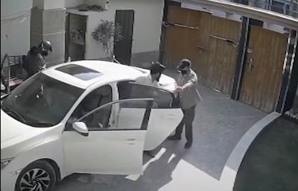 Major robbery in Lahore as dacoits loot gold and diamonds worth of Rs190m