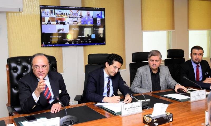 Monitoring Committee says petroleum product reserves available till mid-April
