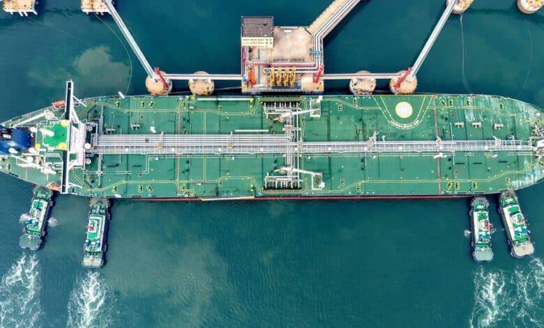 Oil eases on hopes for Strait of Hormuz passage