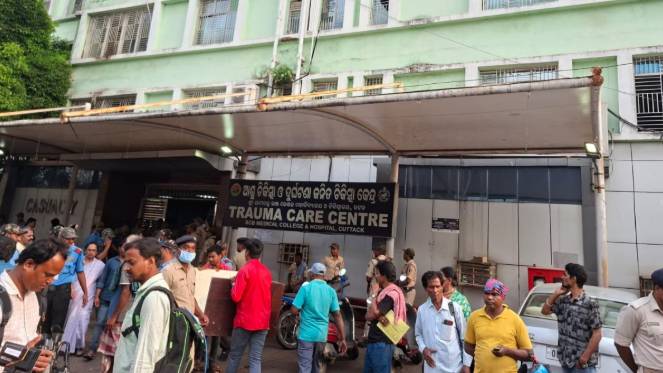11 patients perish in massive fire at Indian hospital