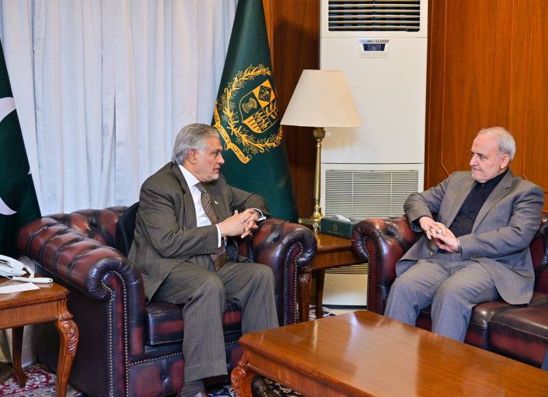 Pakistan, Iran reaffirm commitment to dialogue amid regional tensions