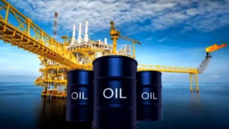 Oil surges over 5%, stocks sink amid rising energy shock fears