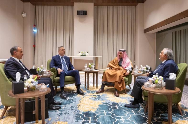 Saudi FM holds coordination talks with Pakistan, Turkey, Egypt on Iran escalation