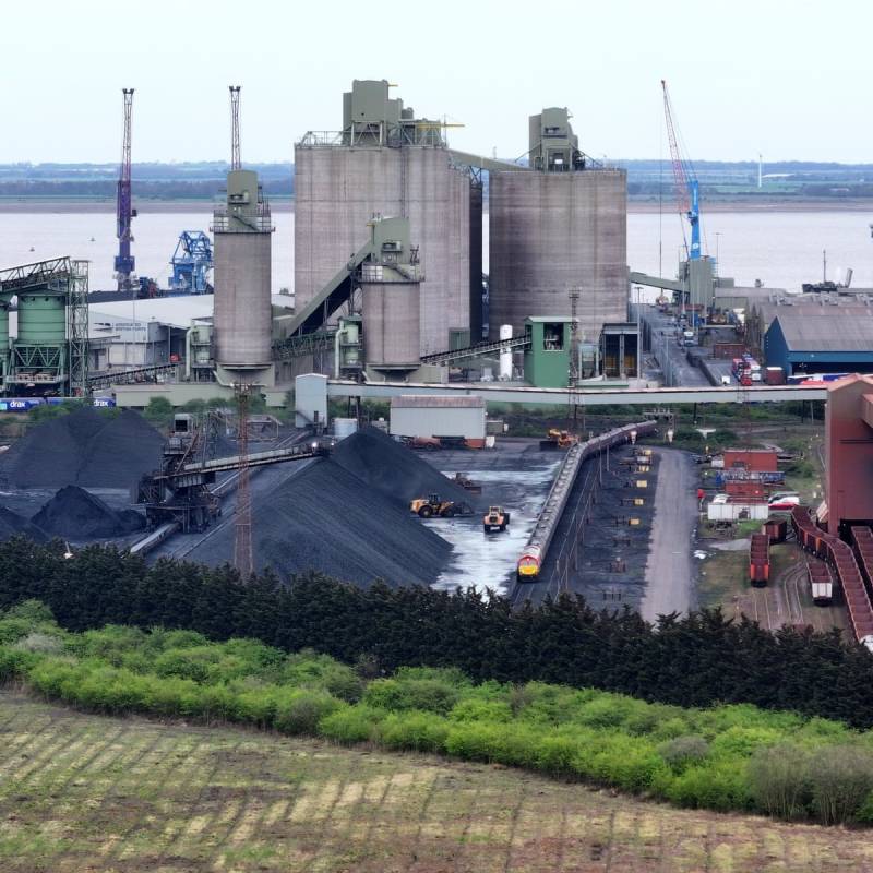 EU chief promises carbon scheme tweaks in concession to industry