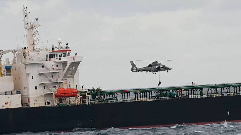 France boards Russia-linked tanker in Mediterranean
