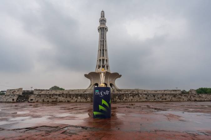 PSL trophy arrives in Lahore