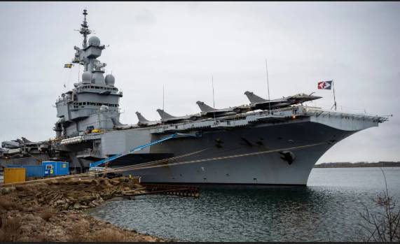 Running app reveals location of France aircraft carrier in Mediterranean