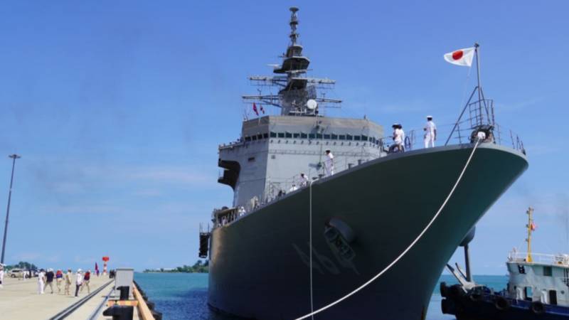 Iran ready to let Japanese ships pass, issues warning to UK