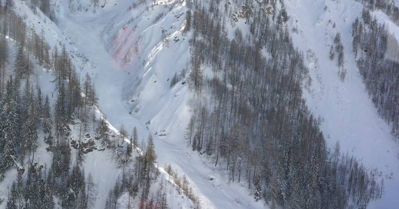 Two skiers killed, five hurt in northern Italy avalanche