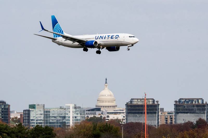 United Airlines trims flights as jet fuel costs spike