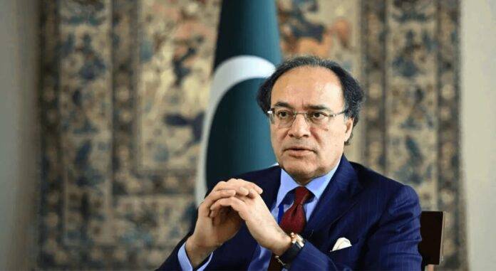 Govt bears Rs 69b shock to maintain POL prices: Aurangzeb