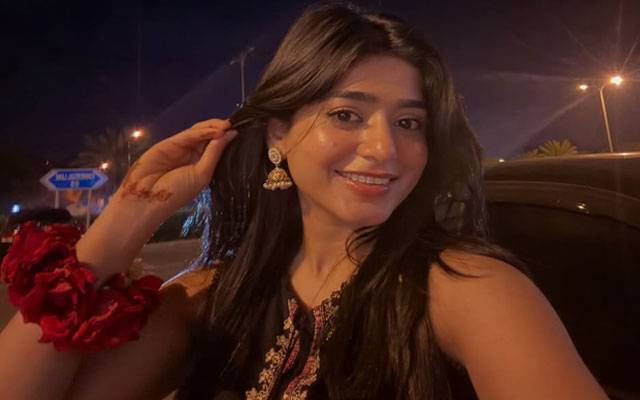 Eid day 2 at 5am: Sehar Khan drops effortlessly chic look 