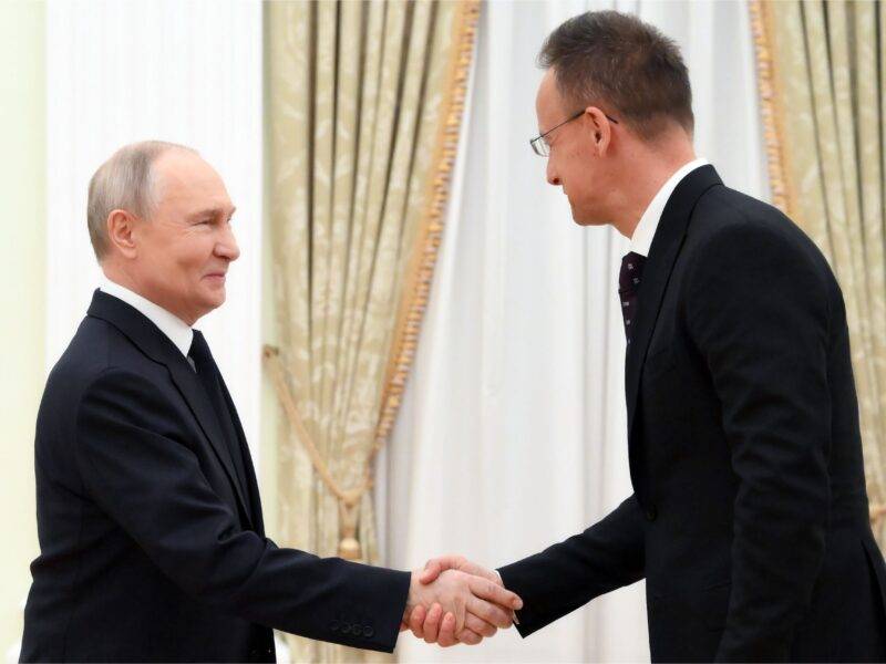 EU 'concerned' by reports Hungary leaked information to Russia