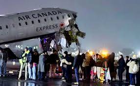 Pilot, co-pilot killed in runway collision at New York airport