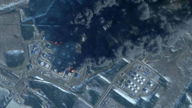 Ukraine hits major Russian oil port near Finland