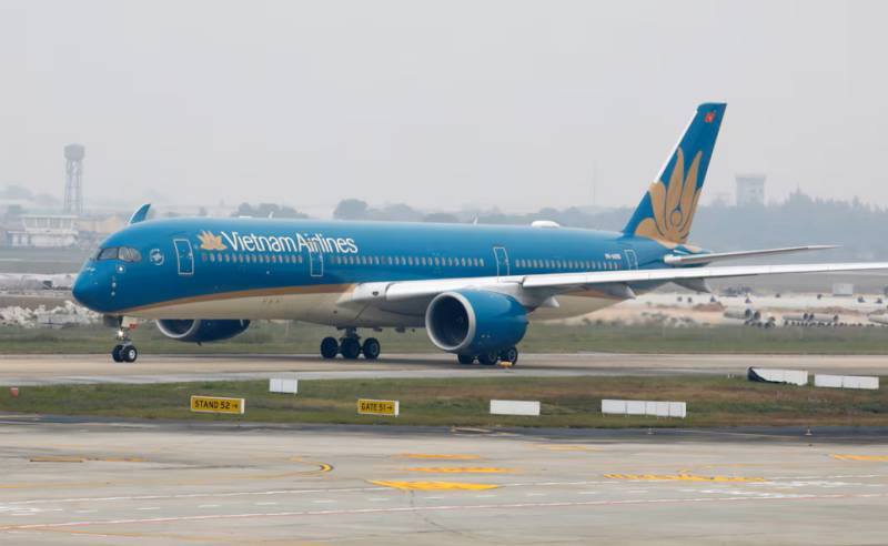 Vietnam to cut domestic flights over jet fuel shortage