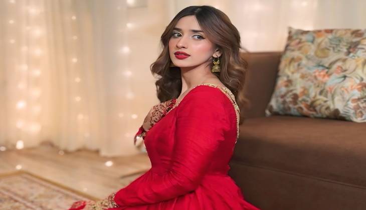 Alishba Anjum gives wedding vibes in red pishwas